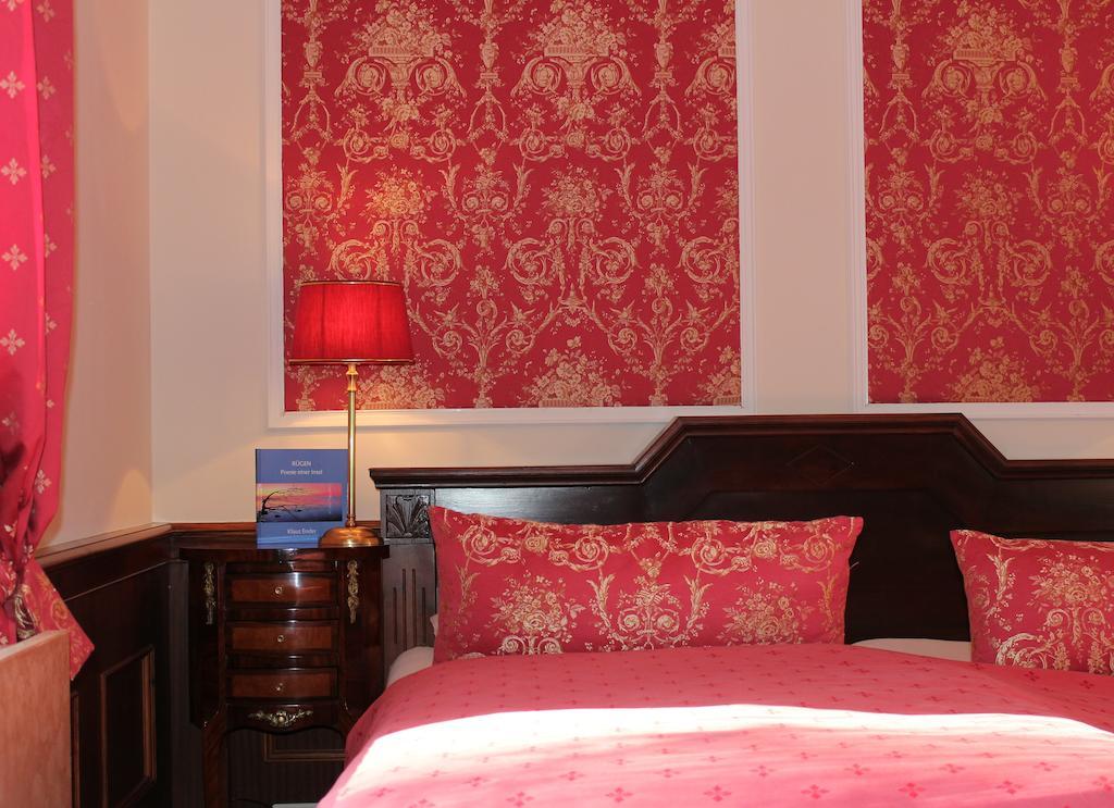 Hotel Gutshaus Kubbelkow Bergen Auf Rugen Pokój zdjęcie