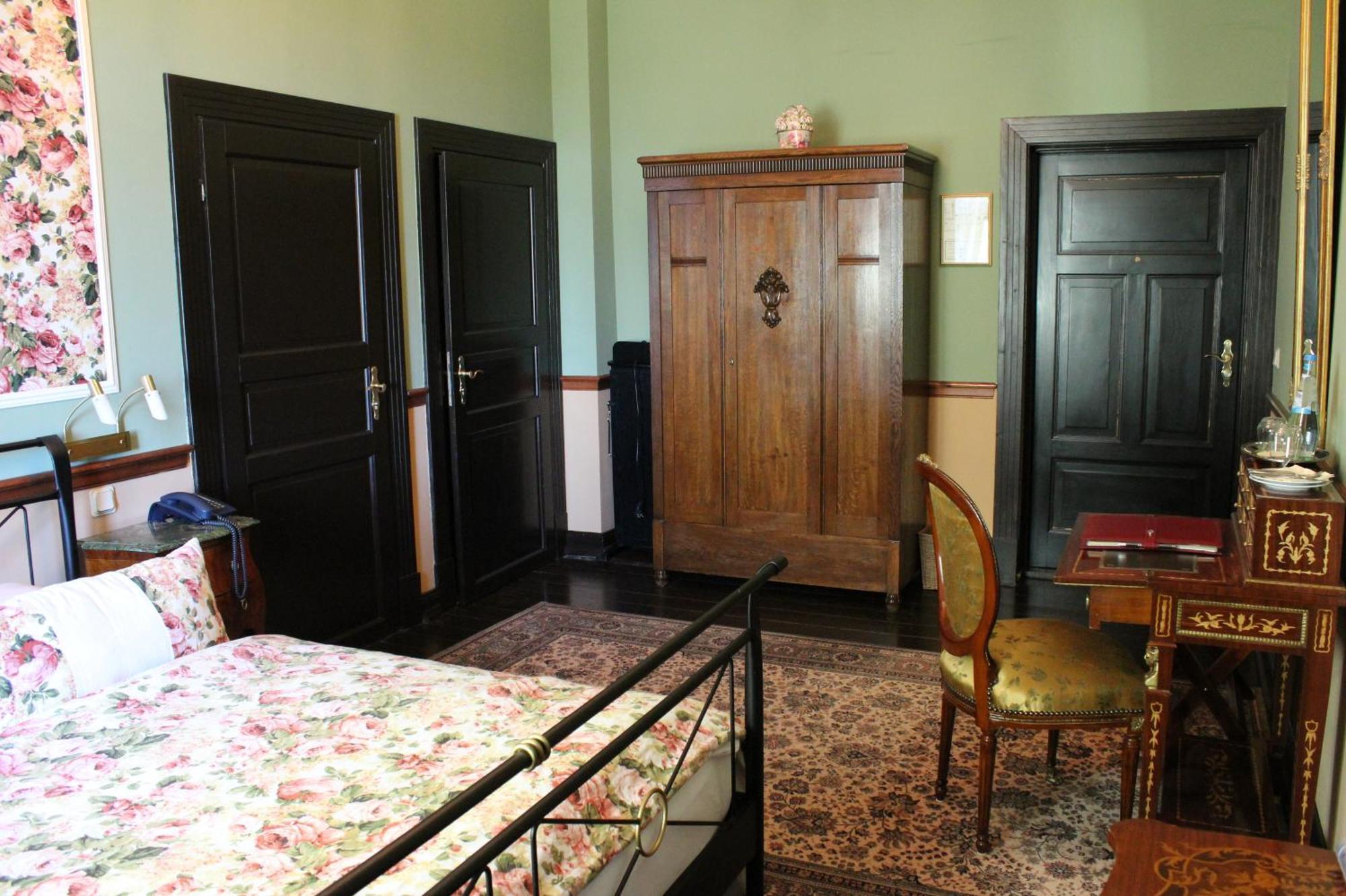 Hotel Gutshaus Kubbelkow Bergen Auf Rugen Pokój zdjęcie